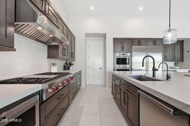 3862 E BLOOMFIELD Parkway, Gilbert, AZ 85296