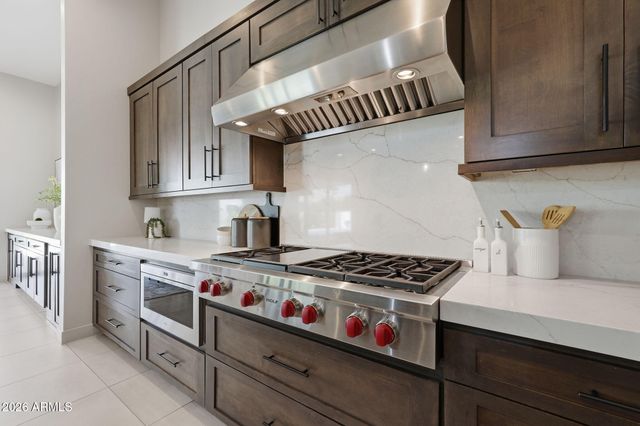 3862 E BLOOMFIELD Parkway, Gilbert, AZ 85296