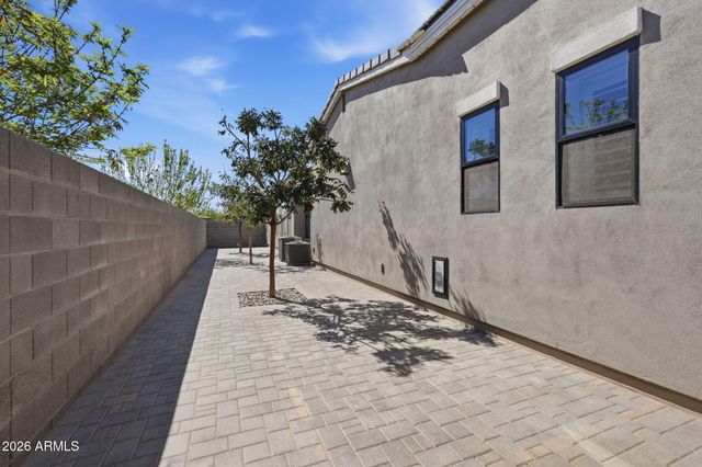 3862 E BLOOMFIELD Parkway, Gilbert, AZ 85296