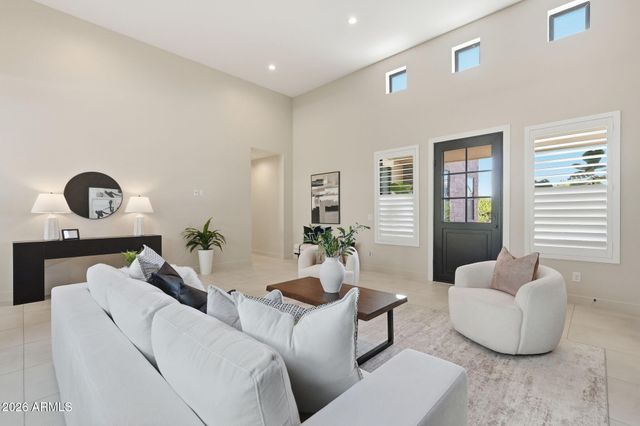 3862 E BLOOMFIELD Parkway, Gilbert, AZ 85296