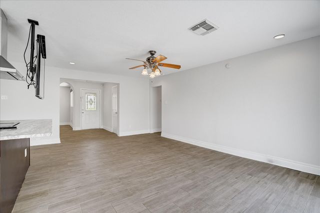 3205 Cemetery Road, Santa Fe, TX 77517
