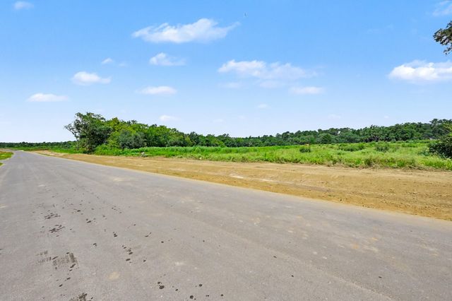 9735 Lakeside Oaks Dr, Plantersville, TX 77363