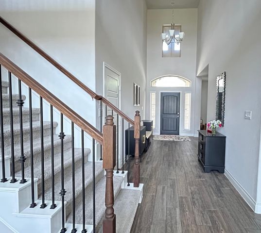 1232 Low Branch LN, Leander, TX 78641