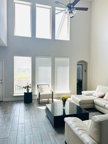 1232 Low Branch LN, Leander, TX 78641