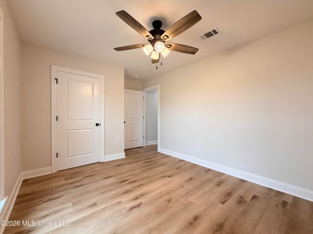 60 Meadow Breeze Road, Sumrall, MS 39482