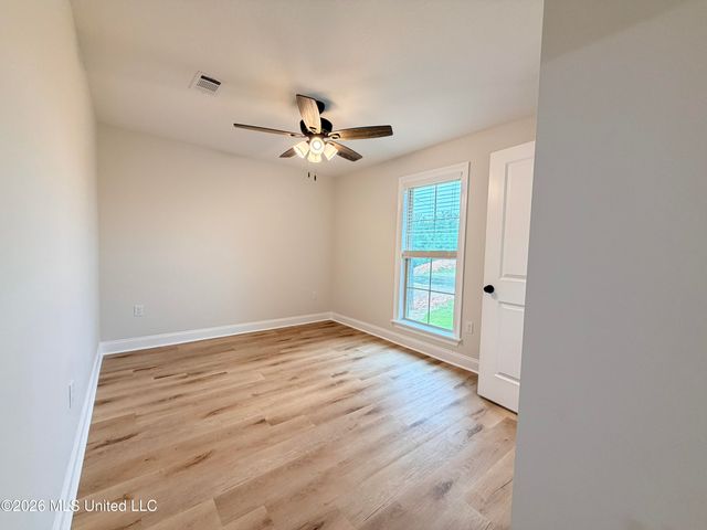 60 Meadow Breeze Road, Sumrall, MS 39482