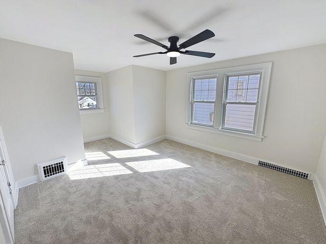 2431 28th Street, Moline, IL 61265