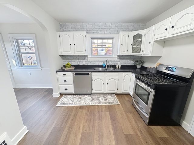 2431 28th Street, Moline, IL 61265