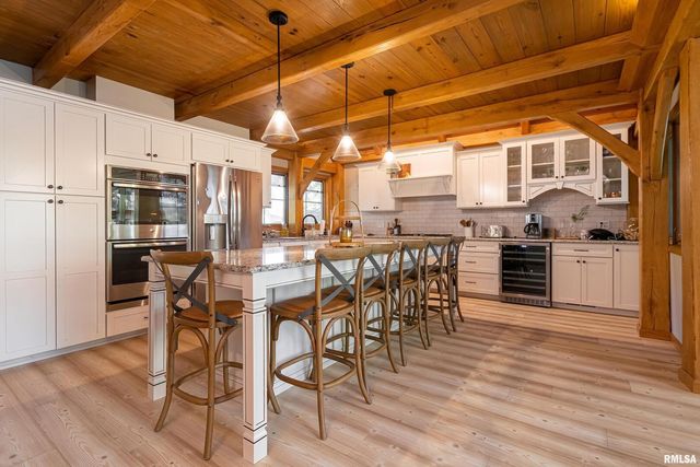 1165 Lake Shore Dr N Drive, Goreville, IL 62939