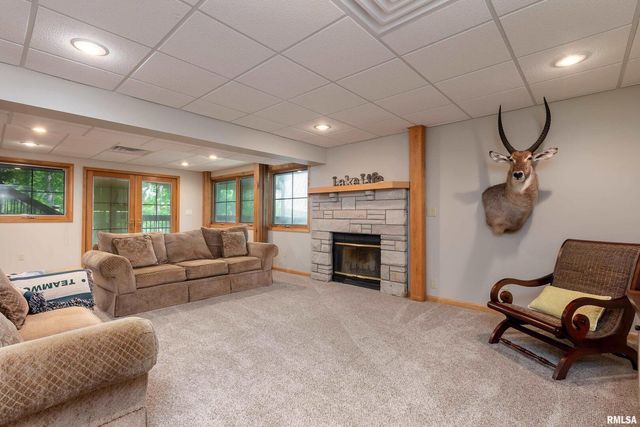 1165 Lake Shore Dr N Drive, Goreville, IL 62939