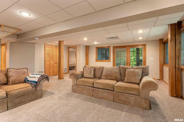 1165 Lake Shore Dr N Drive, Goreville, IL 62939