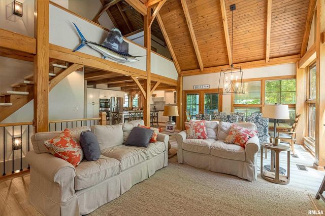 1165 Lake Shore Dr N Drive, Goreville, IL 62939