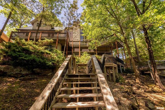 1165 Lake Shore Dr N Drive, Goreville, IL 62939