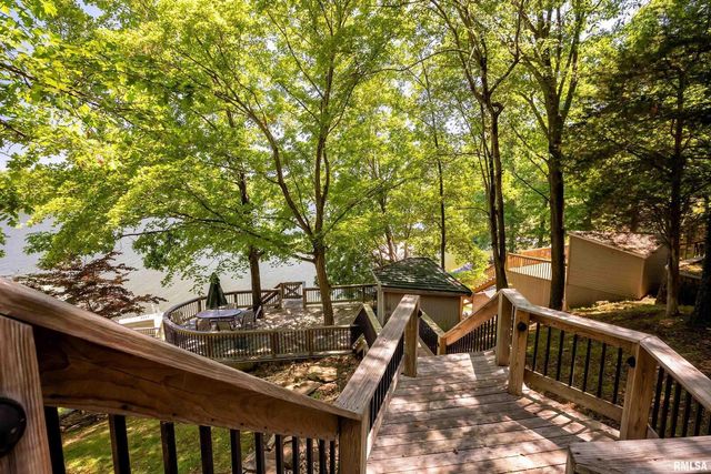 1165 Lake Shore Dr N Drive, Goreville, IL 62939