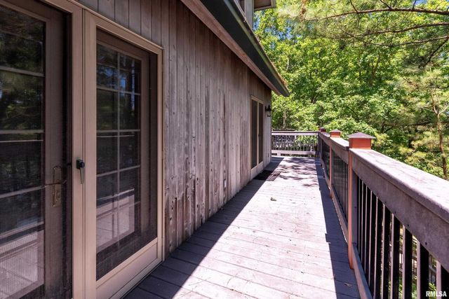 1165 Lake Shore Dr N Drive, Goreville, IL 62939