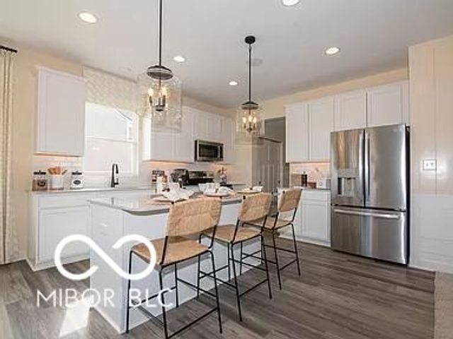 5107 Triple Crown Way, Indianapolis, IN 46237
