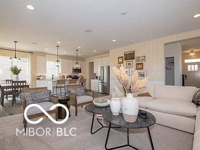 5107 Triple Crown Way, Indianapolis, IN 46237