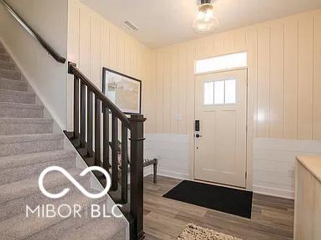 5107 Triple Crown Way, Indianapolis, IN 46237