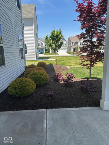 5107 Triple Crown Way, Indianapolis, IN 46237