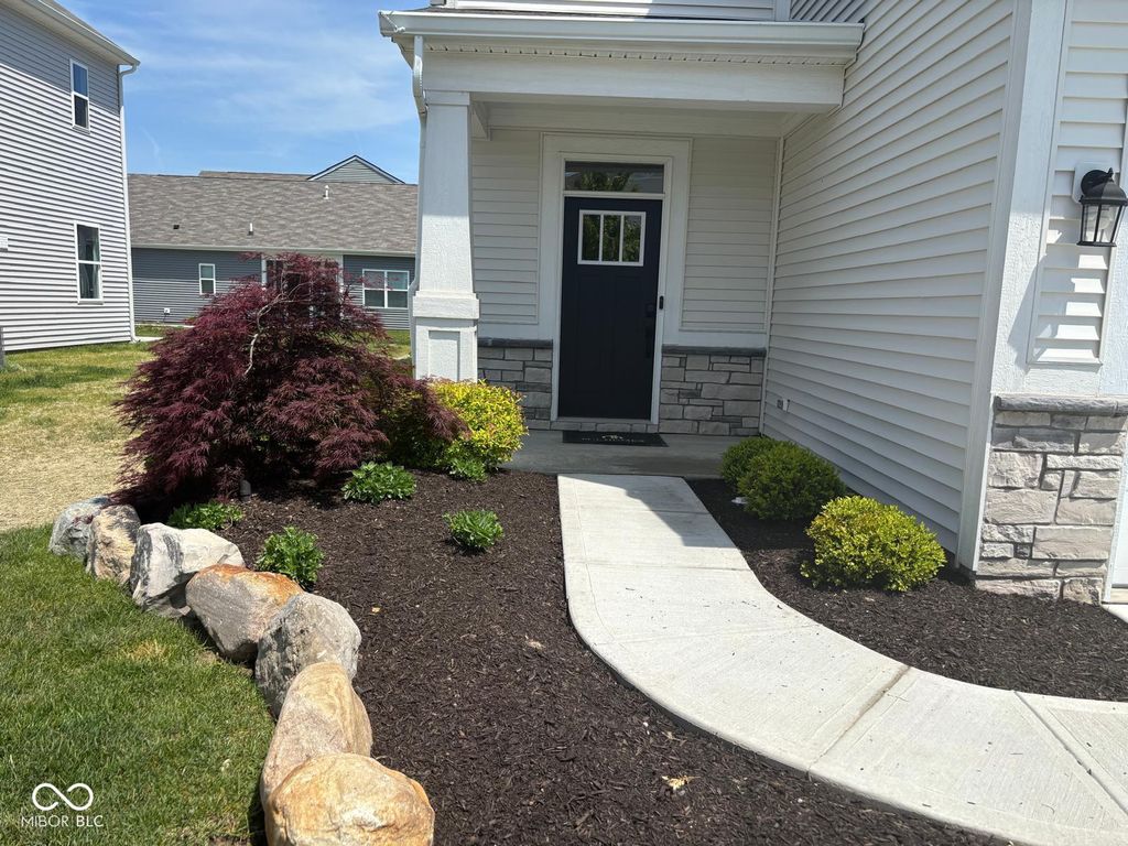 5107 Triple Crown Way, Indianapolis, IN 46237