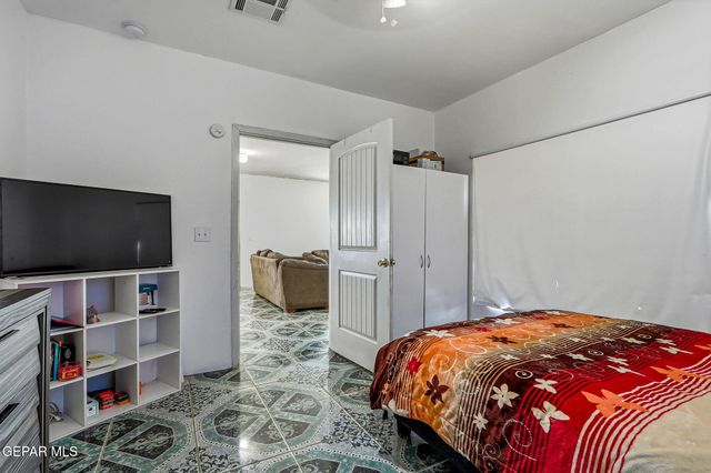 832 BRIAN QUINTERO Circle, San Elizario, TX 79849