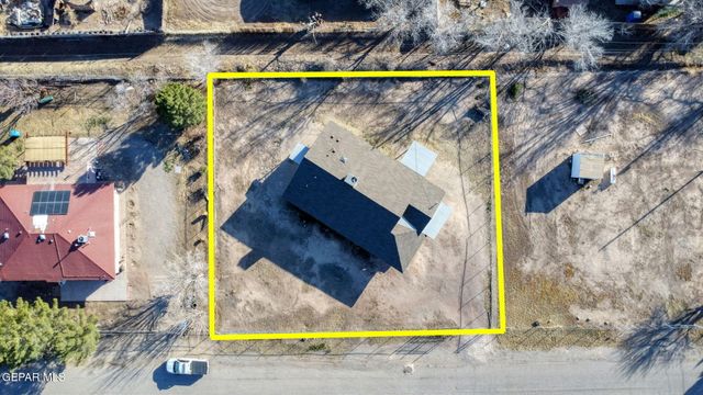 832 BRIAN QUINTERO Circle, San Elizario, TX 79849