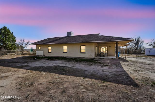 832 BRIAN QUINTERO Circle, San Elizario, TX 79849