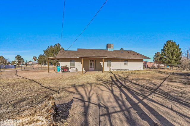 832 BRIAN QUINTERO Circle, San Elizario, TX 79849