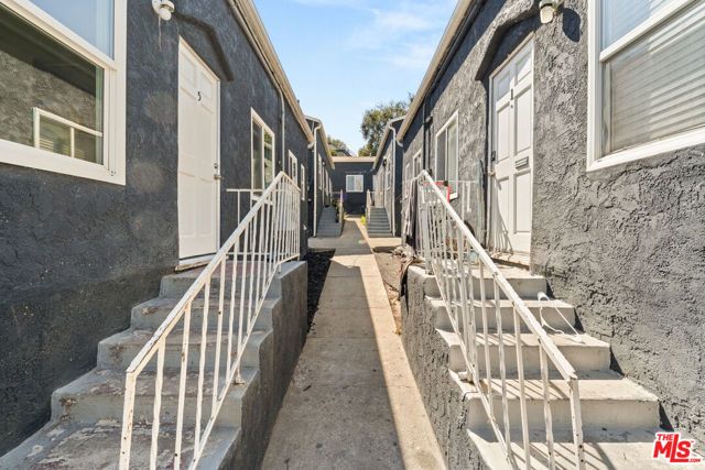 3193 Budau Avenue, Los Angeles, CA 90032