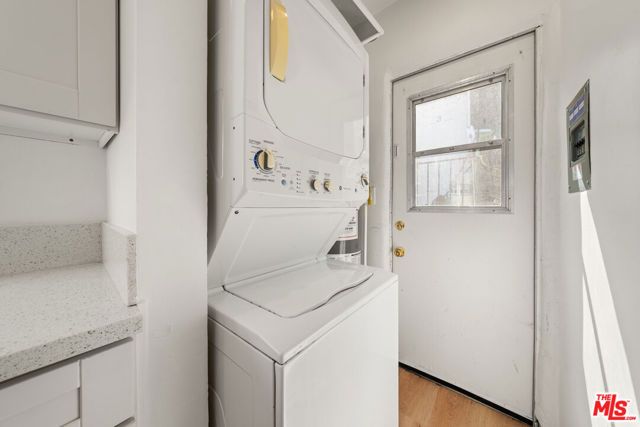 3193 Budau Avenue, Los Angeles, CA 90032