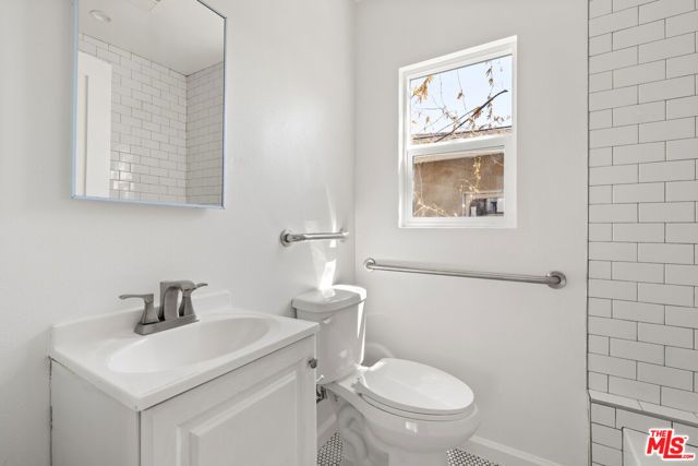 3193 Budau Avenue, Los Angeles, CA 90032