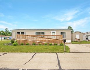 2631 Stoneyridge Drive, Madison, OH 44057