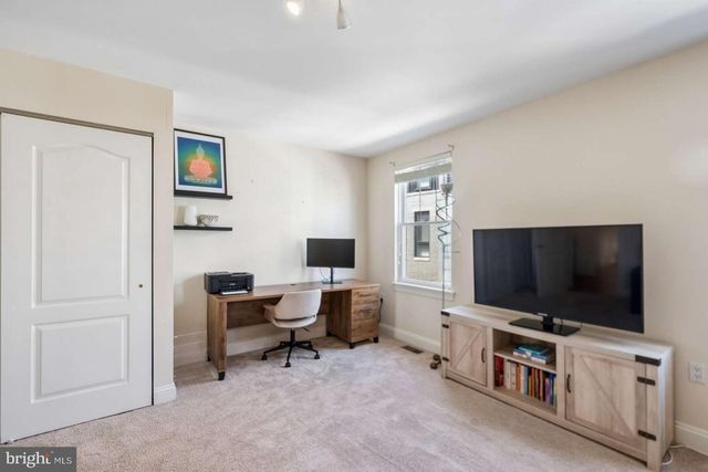 612 QUEEN ST, Philadelphia, PA 19147