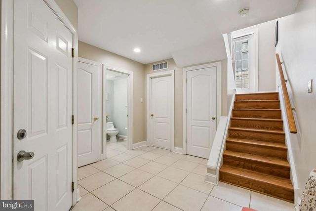 612 QUEEN ST, Philadelphia, PA 19147