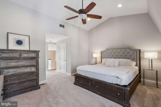 612 QUEEN ST, Philadelphia, PA 19147