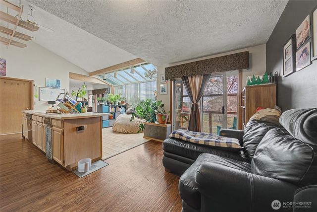 2238 S Crestmont Drive, Moses Lake, WA 98837