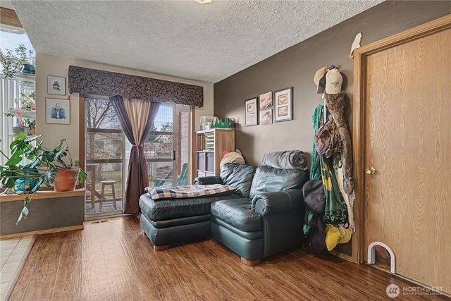 2238 S Crestmont Drive, Moses Lake, WA 98837