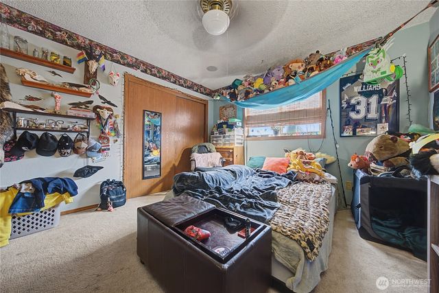 2238 S Crestmont Drive, Moses Lake, WA 98837