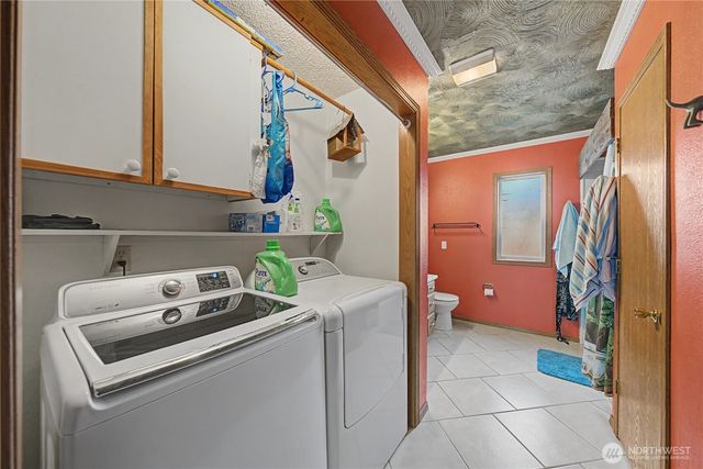 2238 S Crestmont Drive, Moses Lake, WA 98837