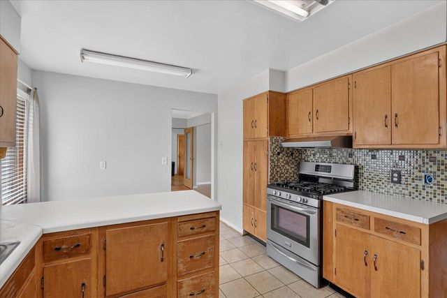 1230 N Harmony Drive, Janesville, WI 53545