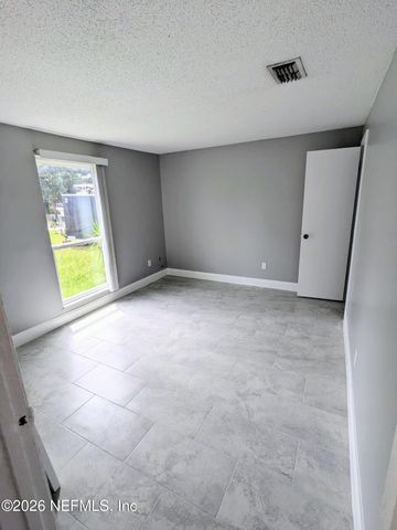 1512 PAWNEE Street, Orange Park, FL 32065