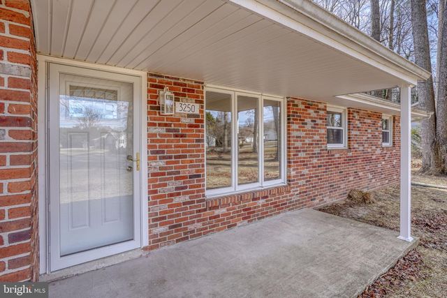 3250 ANDREWS LAKE RD, Frederica, DE 19946