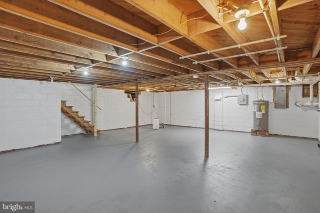 3250 ANDREWS LAKE RD, Frederica, DE 19946