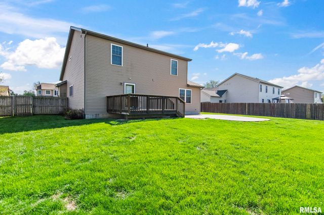 1613 Chriswell Gardens Street, Chatham, IL 62629