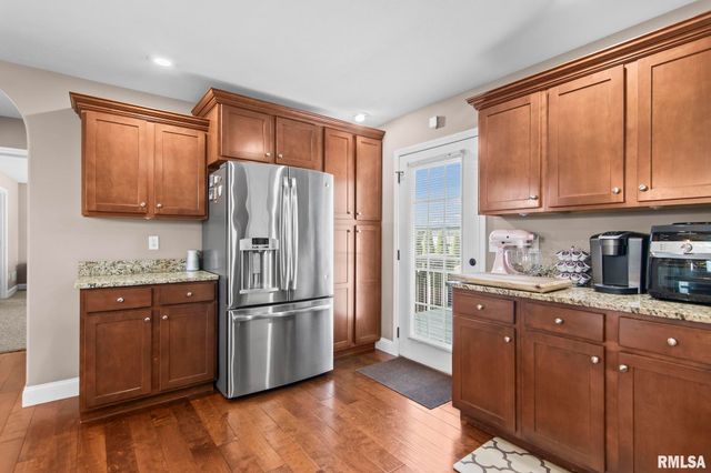 1613 Chriswell Gardens Street, Chatham, IL 62629