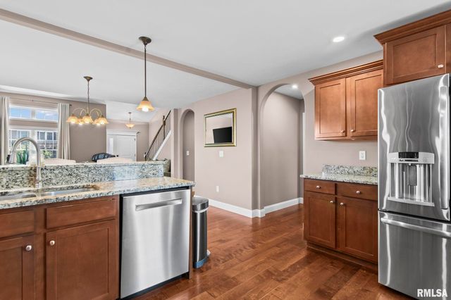 1613 Chriswell Gardens Street, Chatham, IL 62629