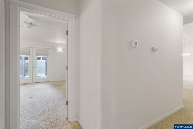 223 Penni Ln, Silverton, OR 97381