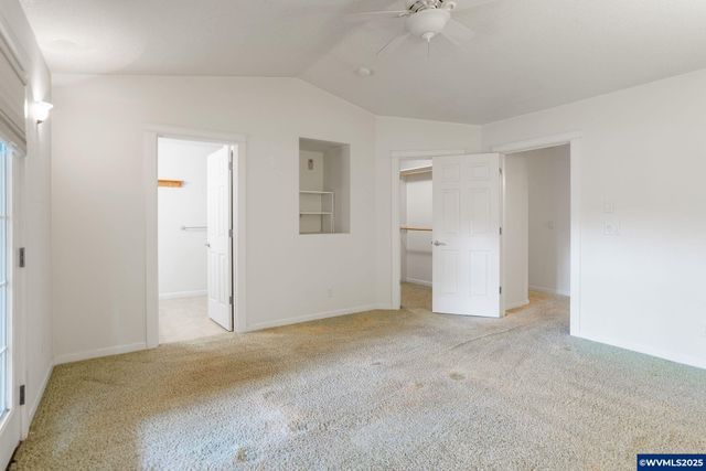 223 Penni Ln, Silverton, OR 97381