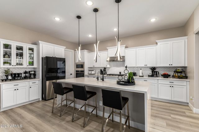 18578 W SAPIUM Way, Goodyear, AZ 85338