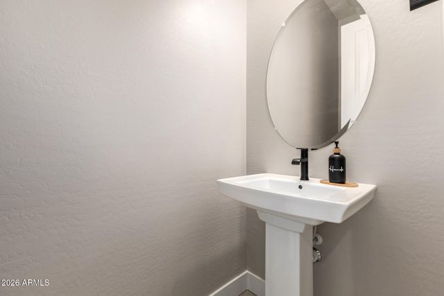 18578 W SAPIUM Way, Goodyear, AZ 85338